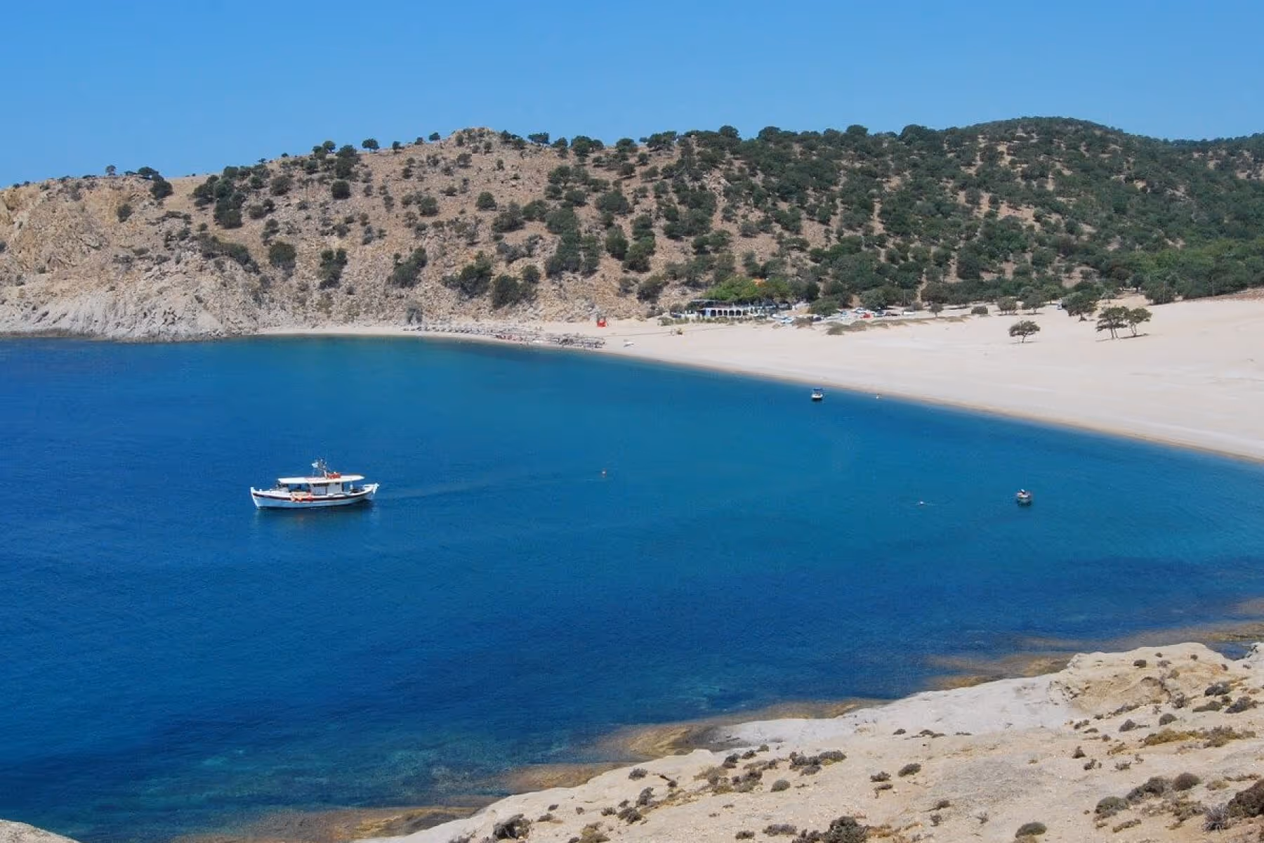 Samothraki Summer: Sun-soaked adventures (June - August)