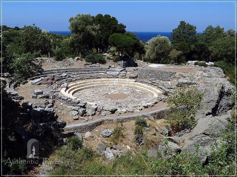 Αρχαίο Θέατρο Παλαιόπολης, φωτογραφία 12