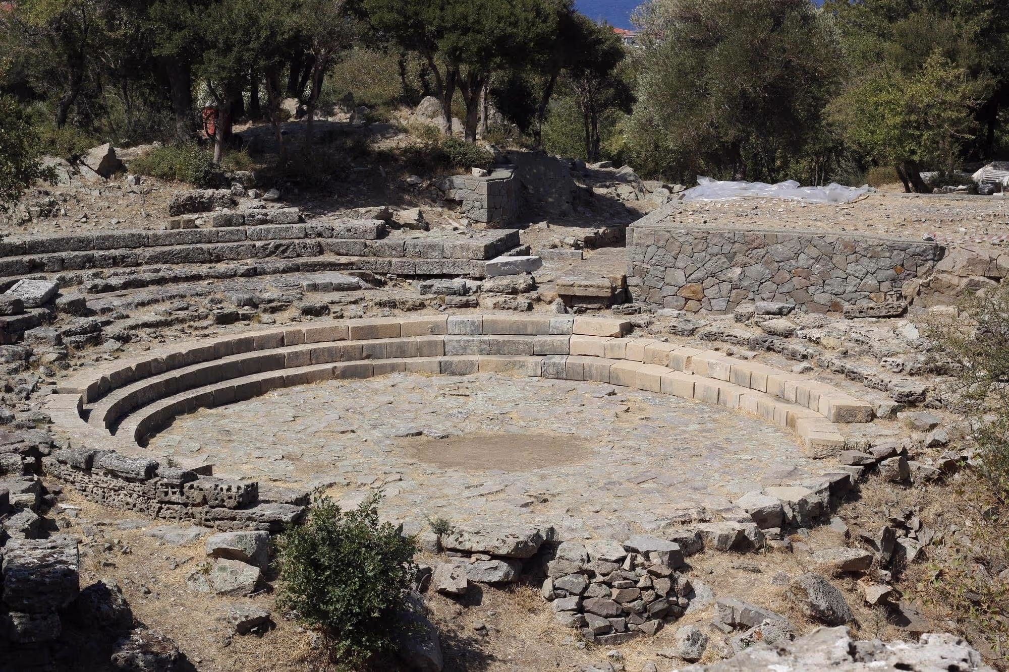 Αρχαίο Θέατρο Παλαιόπολης, φωτογραφία 13