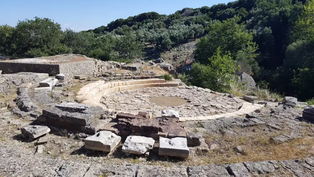 Αρχαίο Θέατρο Παλαιόπολης, φωτογραφία 3