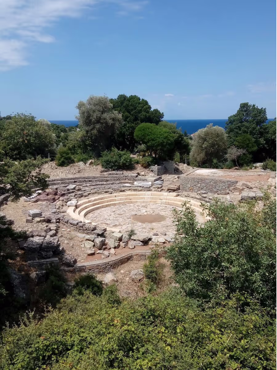 Αρχαίο Θέατρο Παλαιόπολης, φωτογραφία 8