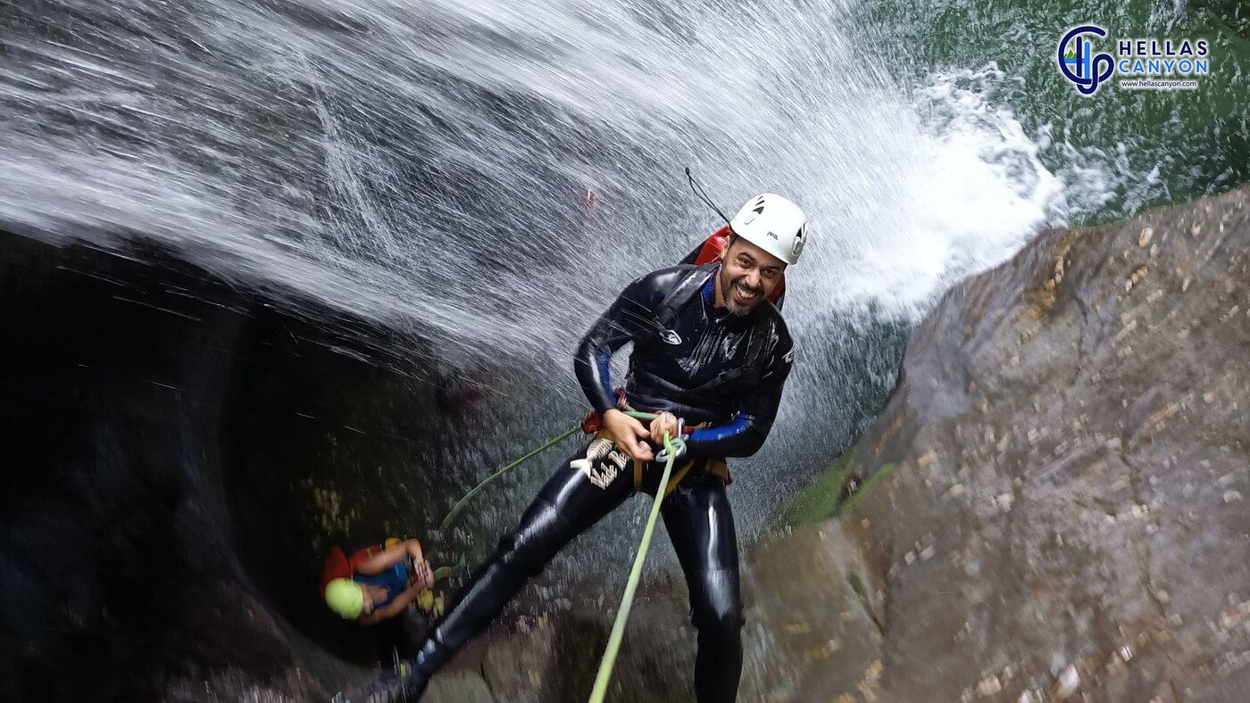 Hellas Canyon, photo 11