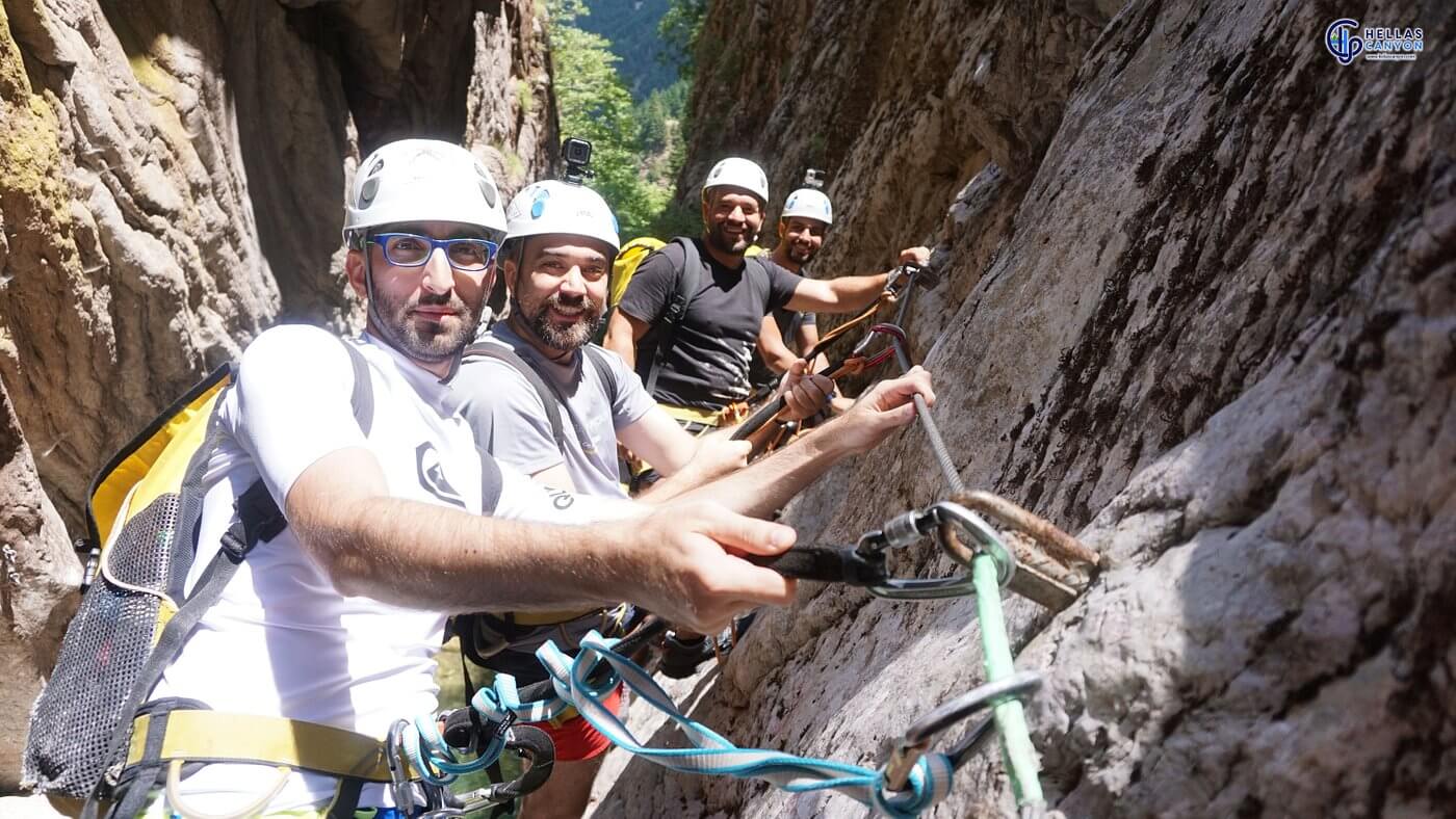 Hellas Canyon, photo 5