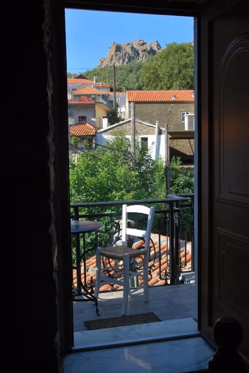 House with Courtyard, photo 12