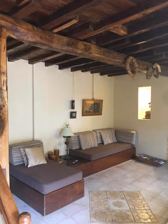 House with Courtyard, photo 5