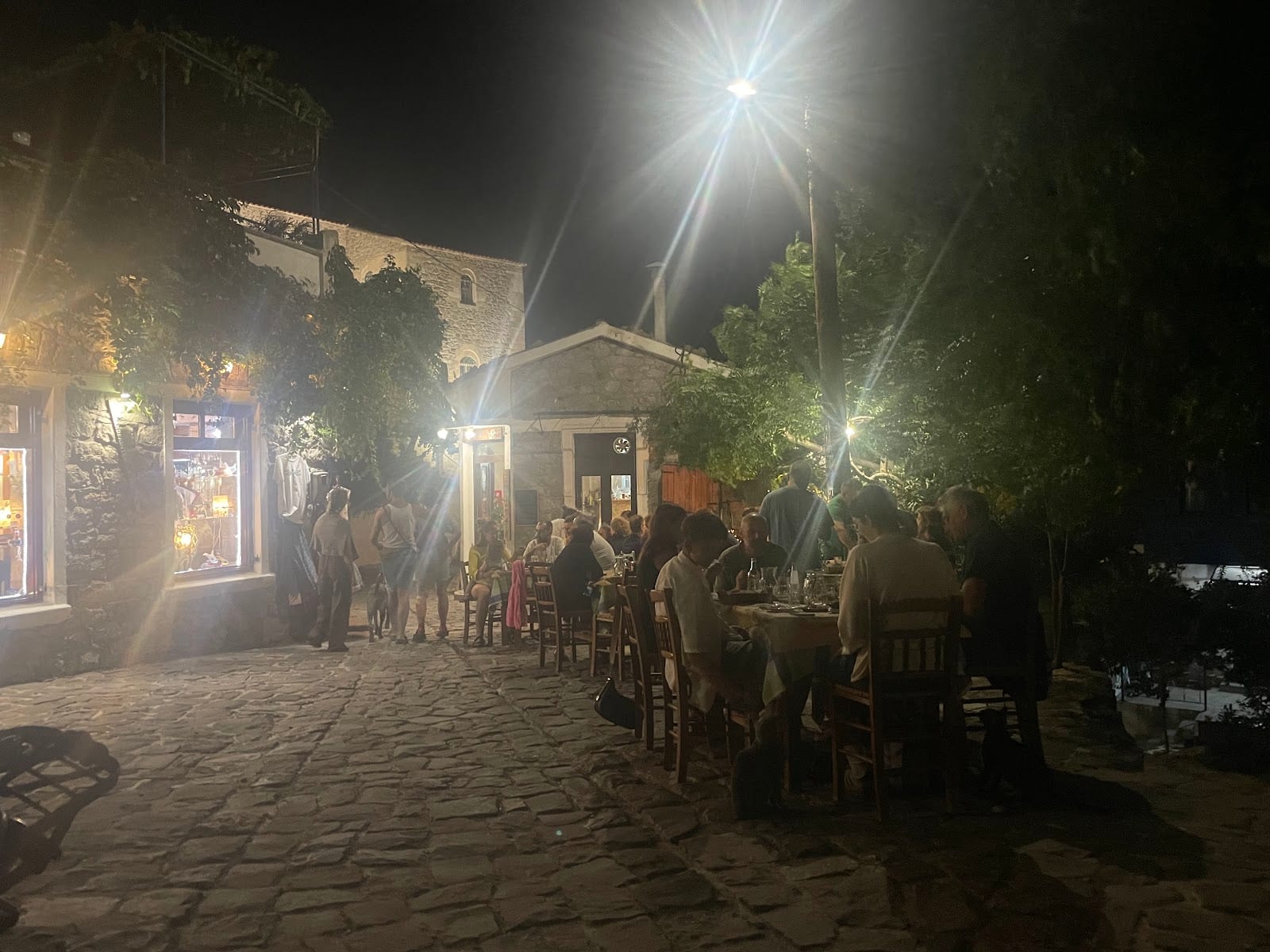 Κεσμές Ουζερί-Καφέ, φωτογραφία 5