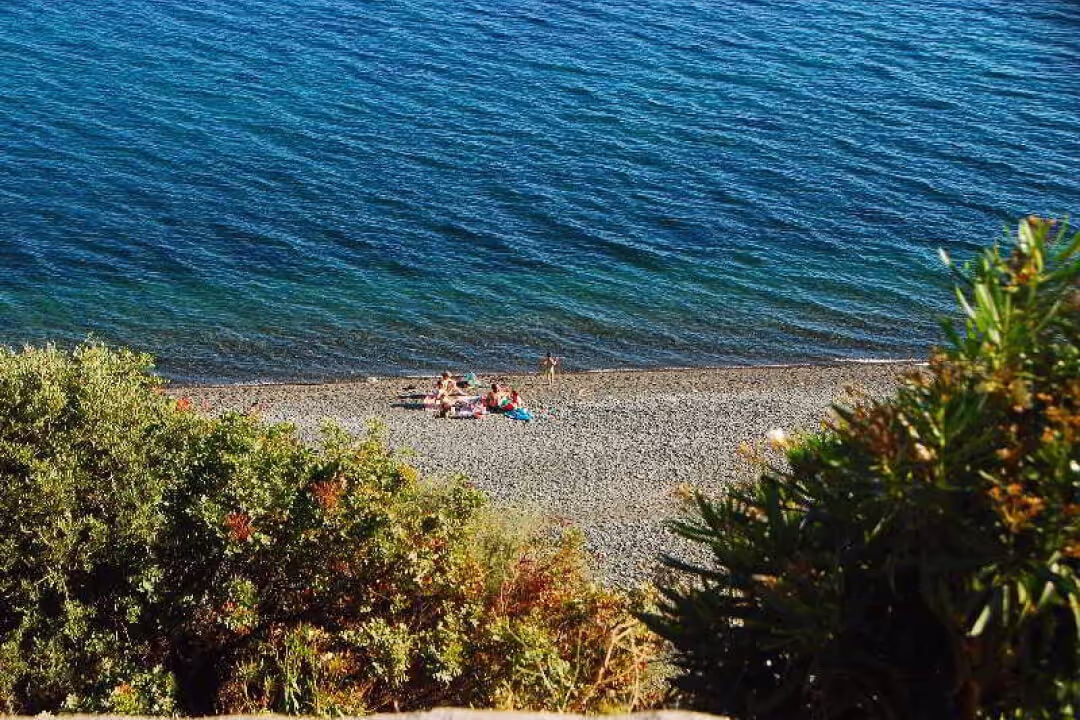 Παραλία Μακρυλιές, φωτογραφία 12
