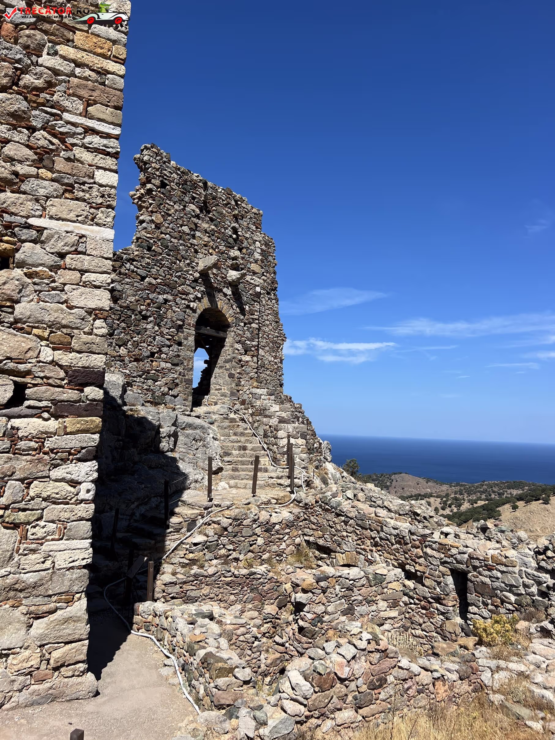 Medieval Castle in Chora, photo 8