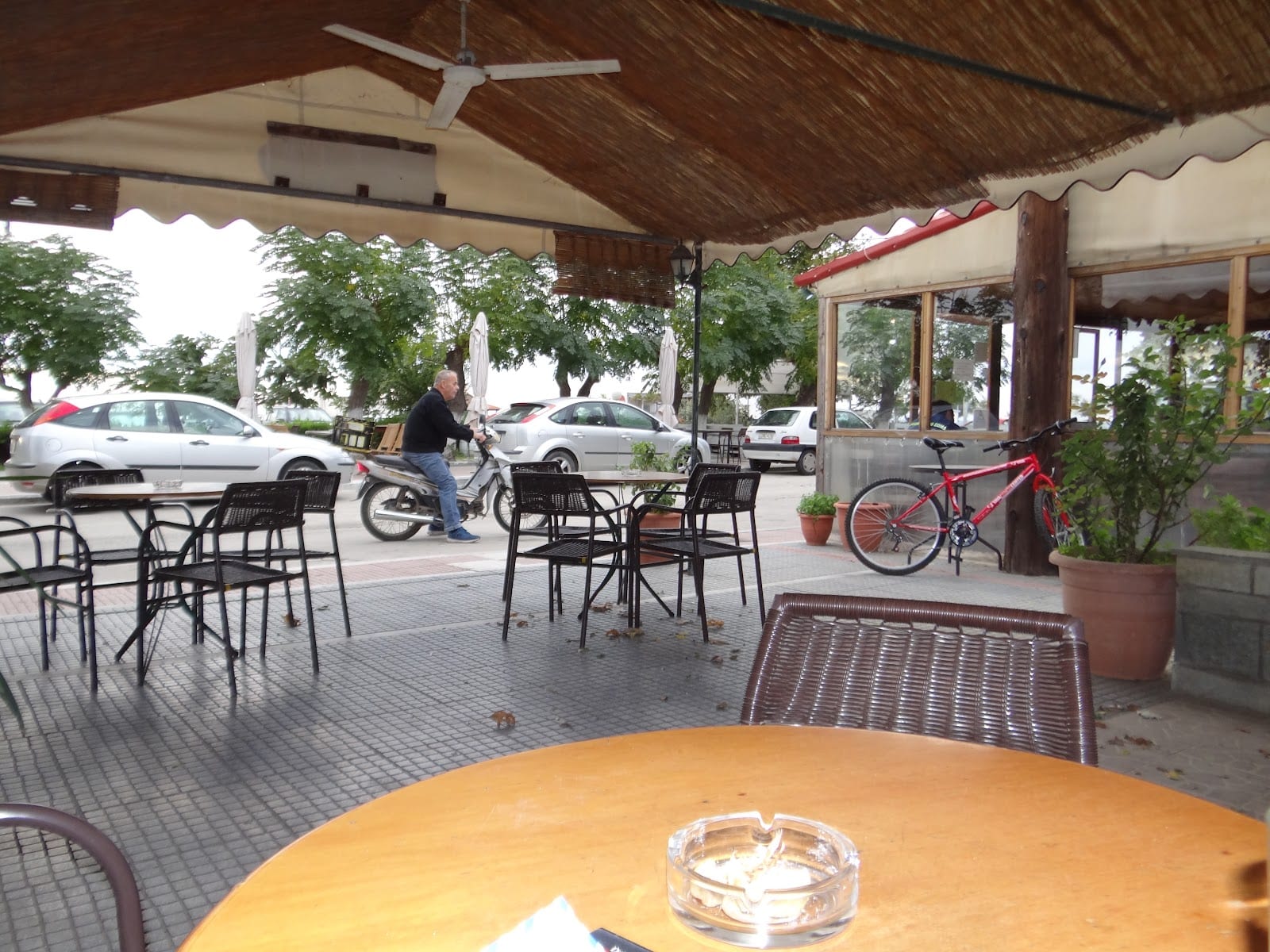 Panagiotis Makris Kafeneio-Ouzeri, Samothraki