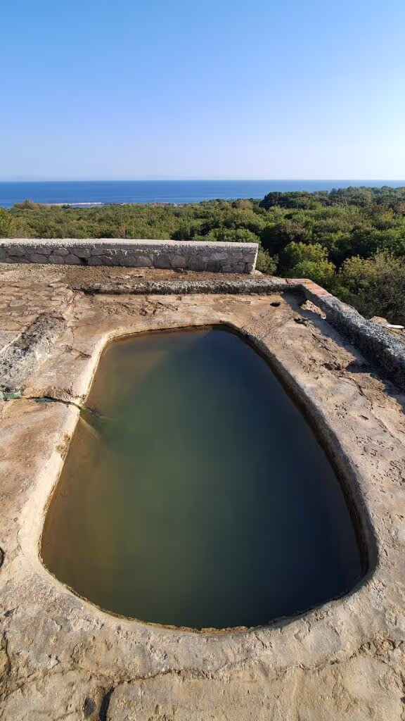 Therma Hot Springs, photo 3